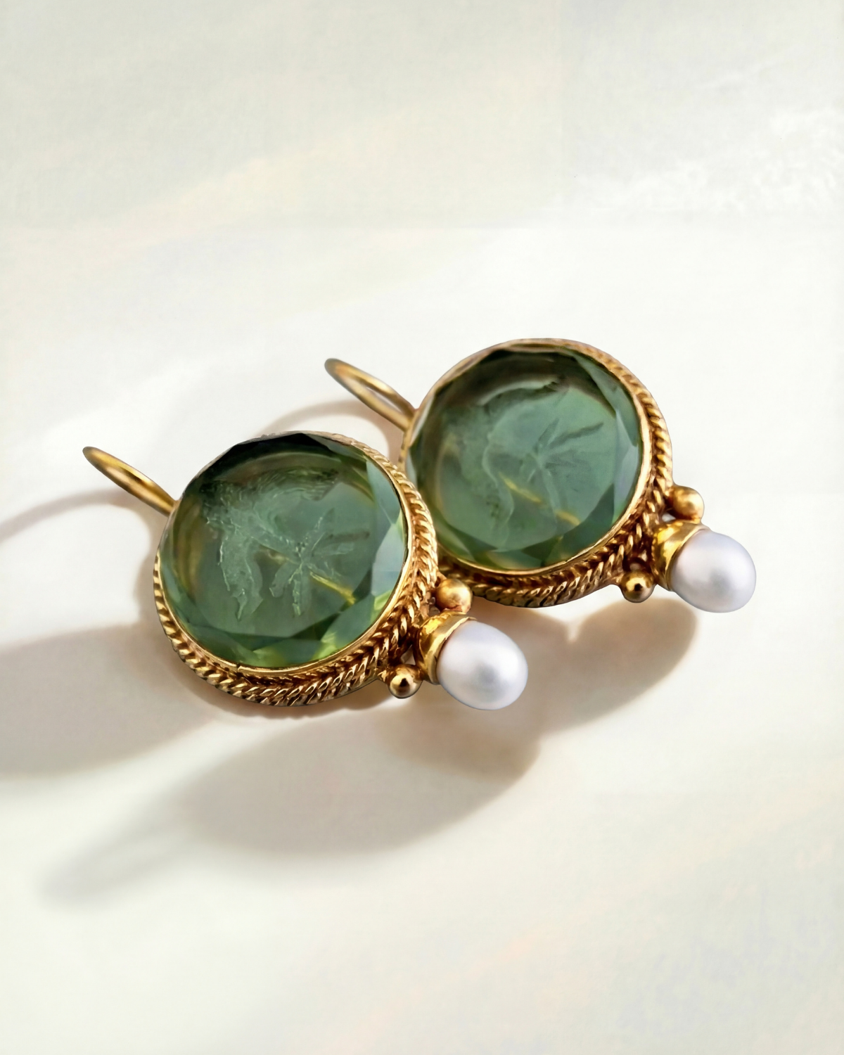 Sabine™ | Boucles d’Oreilles Détail Regard Attiré
