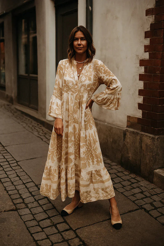 Avélora™ | Robe Florale Manches Évasées
