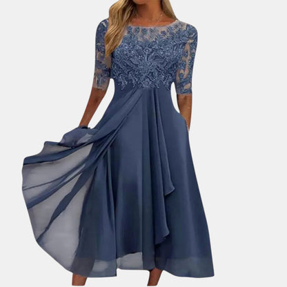 Clara | Robe Élégante en Dentelle