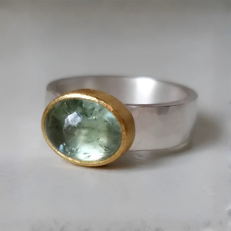 Juliette | Bague Vintage à Pierre Verte
