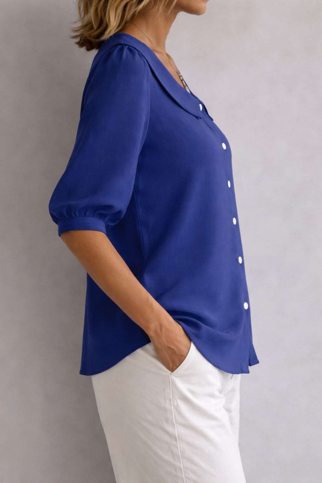 Nadia | Blouse à Col Élégante