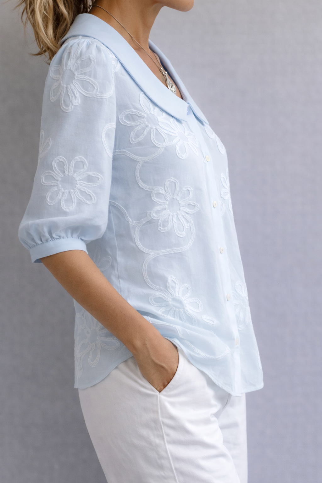 Élise | Blouse Florale Raffinée