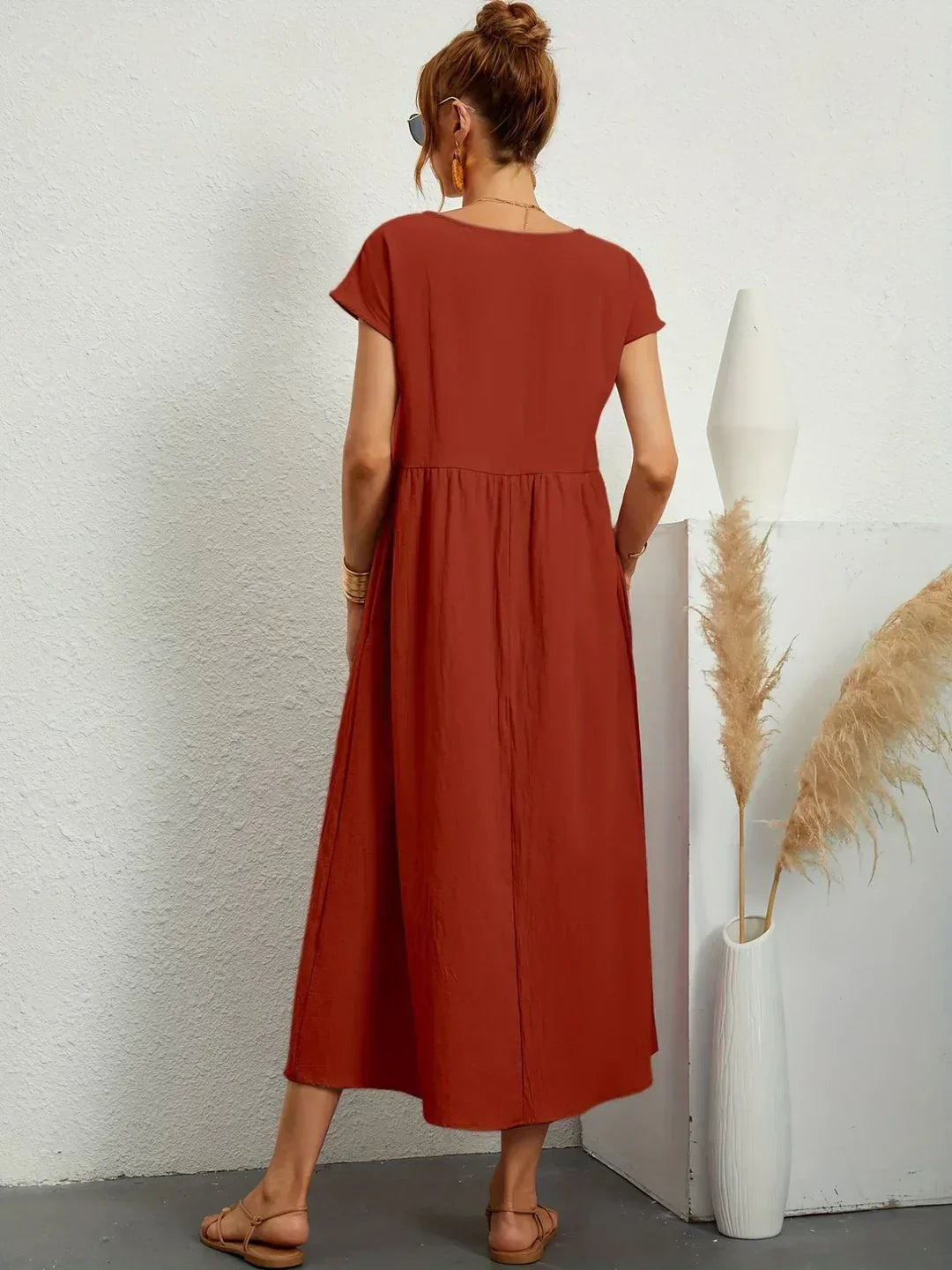 Louise | Robe Midi Fluide Élégante