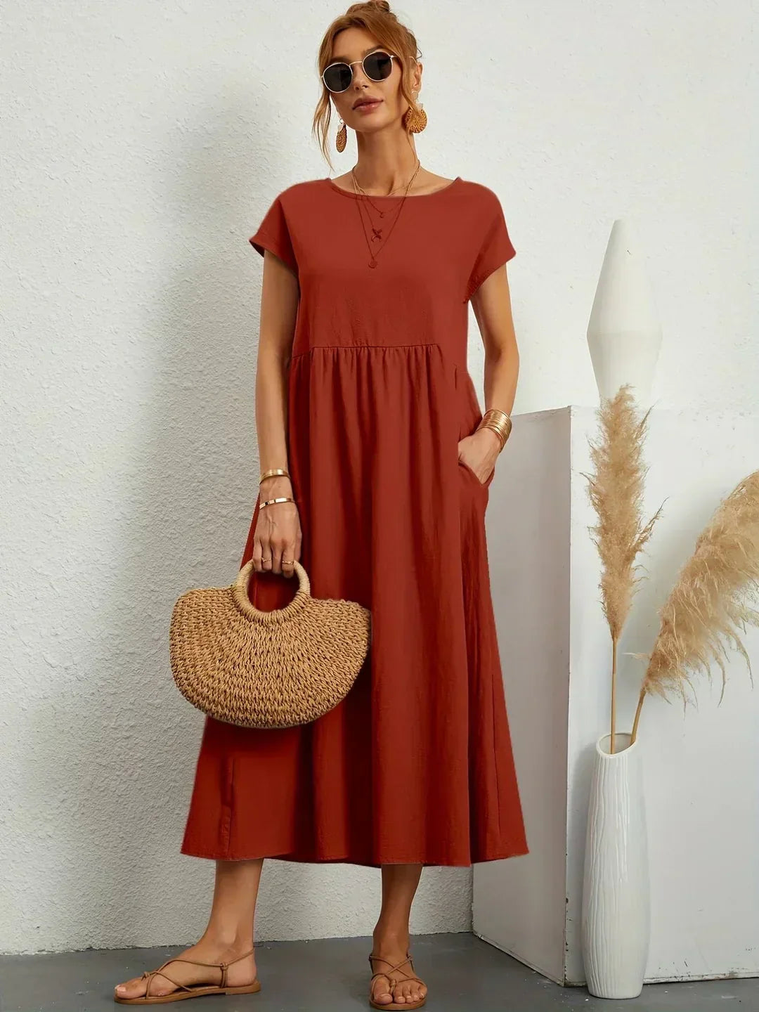 Louise | Robe Midi Fluide Élégante