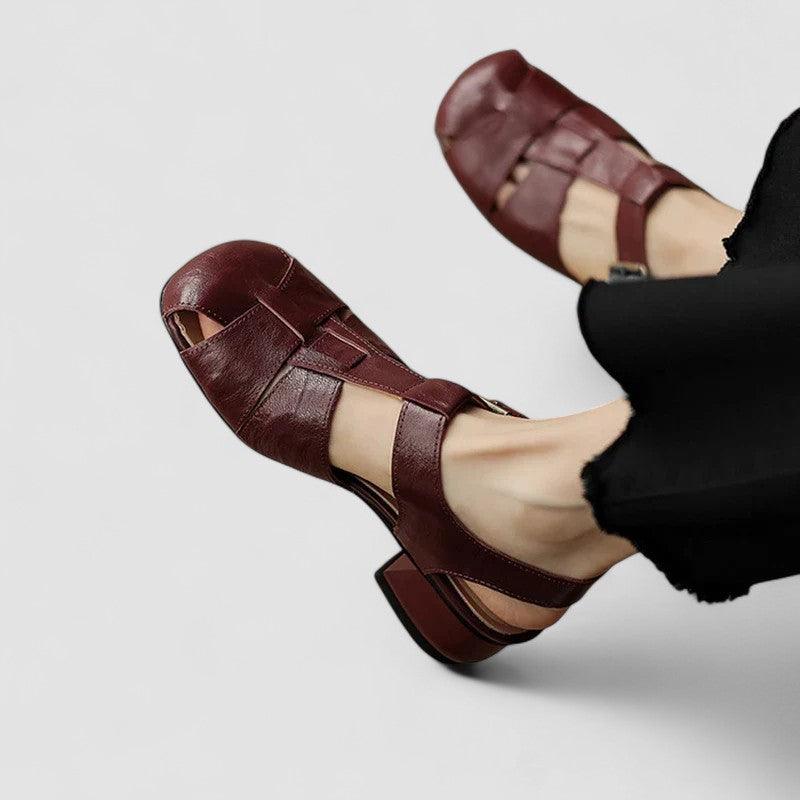 Isabeau™ | Babies Découpes Rétro