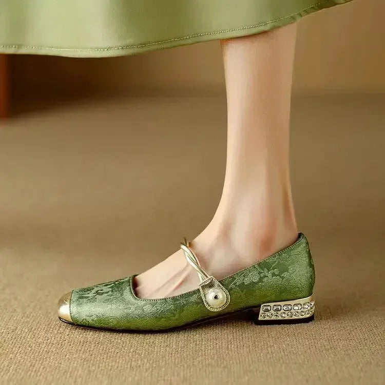 Nora | Talons Élégants à Détail Perlé