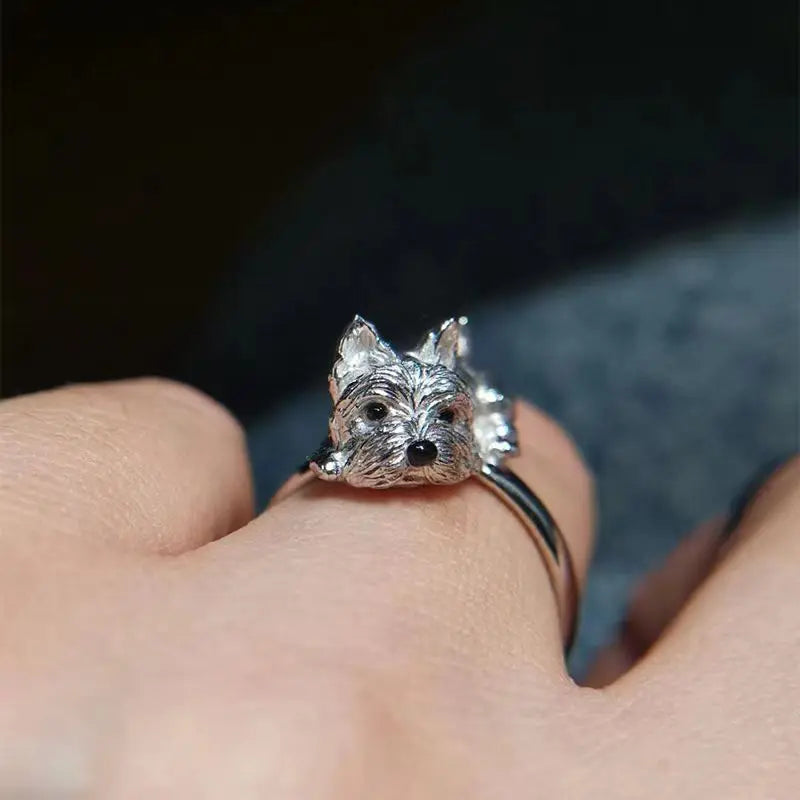Ysolde™ | Bague Chien Sculpté