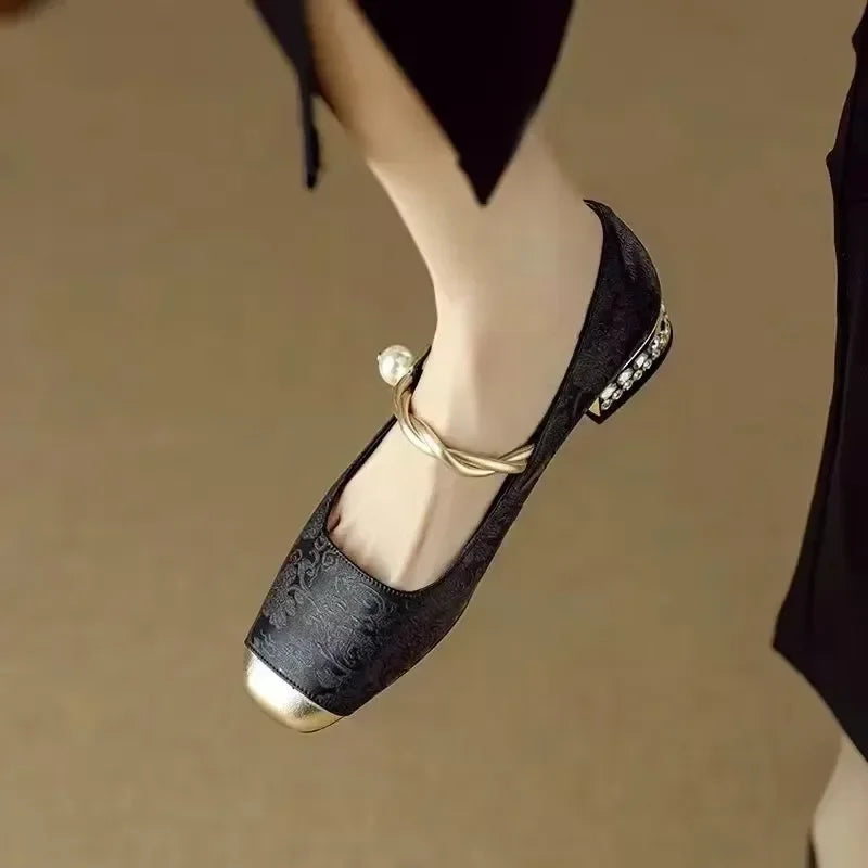 Nora | Talons Élégants à Détail Perlé