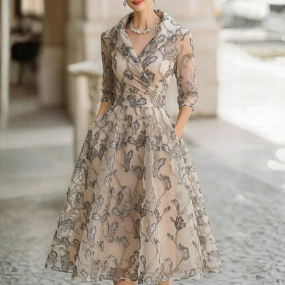 Éléna™ | Robe Midi Col Tailleur