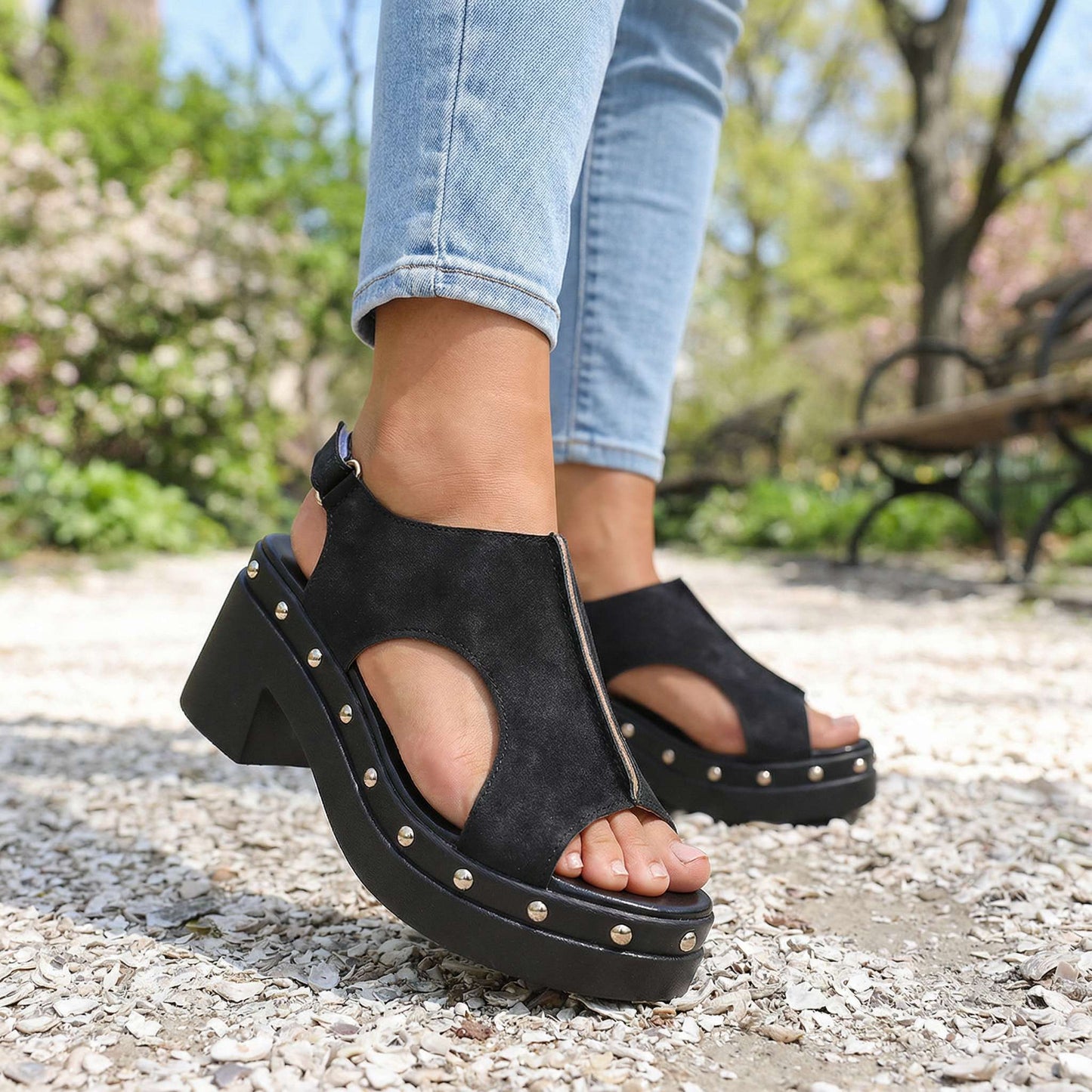 Lucie | Sandales à Détails Décoratifs