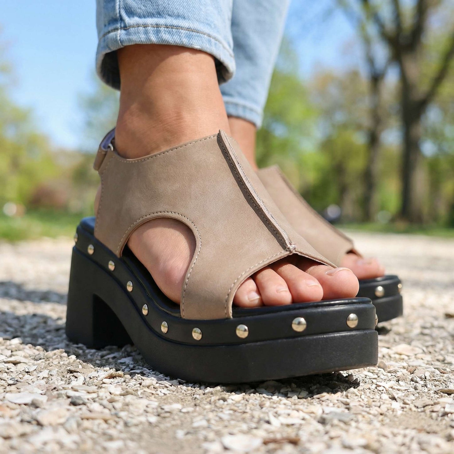 Lucie | Sandales à Détails Décoratifs