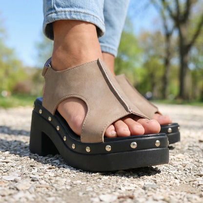 Lucie | Sandales à Détails Décoratifs