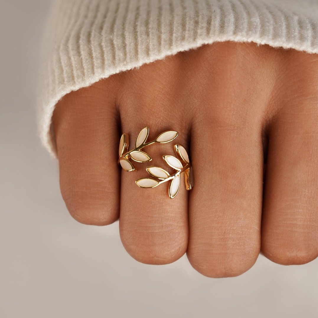 Serene™ | Feuille Dorée Élégante